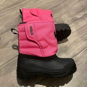 NWOT POLO Ralph Lauren snow boots (one shoe missing liner)